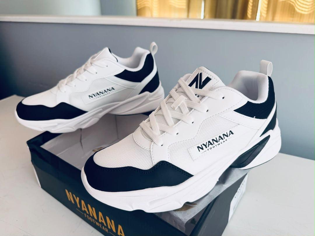NF-1 Runners Black/White